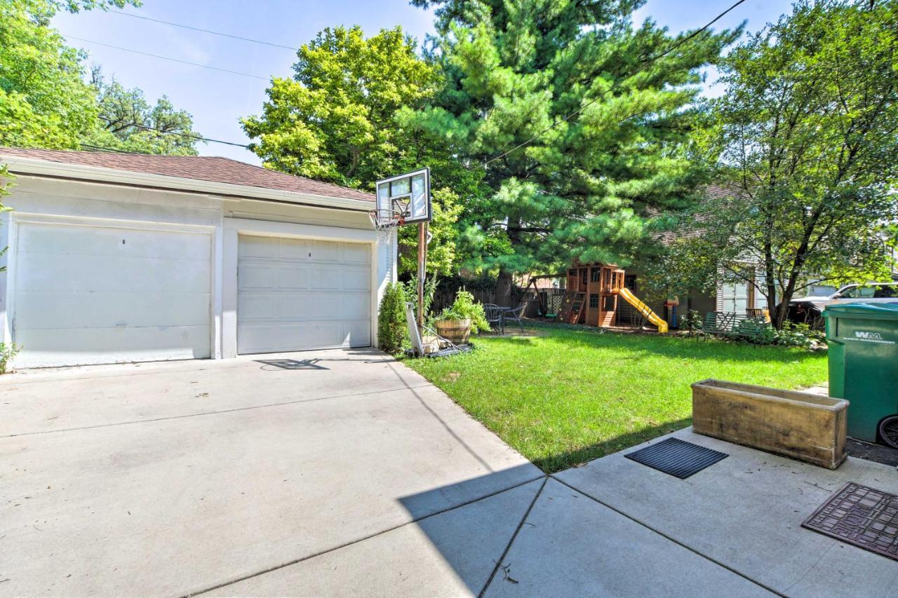 Classic Oak Park Home, 11 Mi To Downtown Chicago! エクステリア 写真